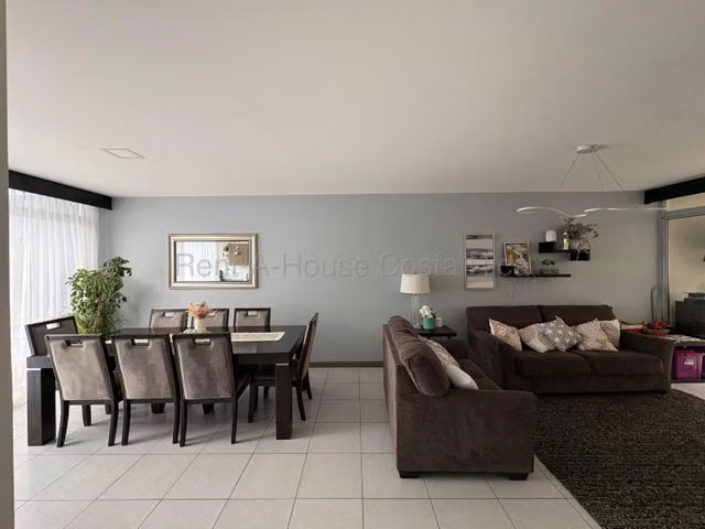 Moderna Casa en Venta en Santo Domingo de Heredia IP - Imagen 2