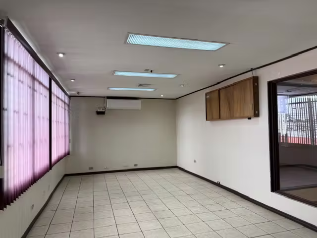 Propiedad Comercial en Barrio Escalante – Ubicación Estratégica para su Negocio