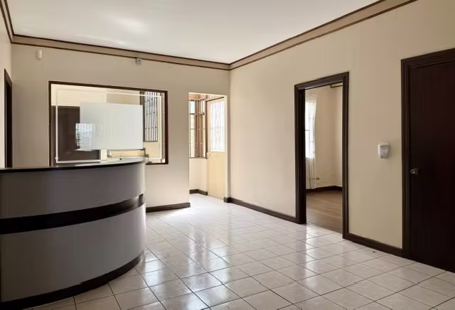 Propiedad Comercial en Barrio Escalante – Ubicación Estratégica para su Negocio