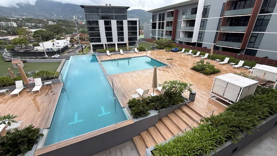 Alquiler Apartamento contemporáneo full amoblado en Escazú con espectacular vista