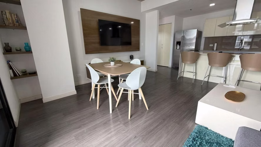 Alquiler Apartamento contemporáneo full amoblado en Escazú con espectacular vista