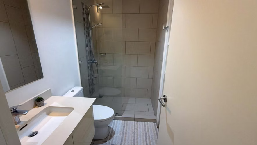 Alquiler Apartamento contemporáneo full amoblado en Escazú con espectacular vista
