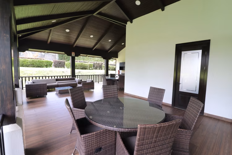Lote Premium en Condominio Santo Tomás, Santo Domingo de Heredia-RM