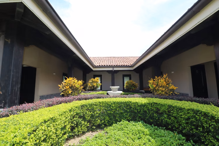 Lote Premium en Condominio Santo Tomás, Santo Domingo de Heredia-RM