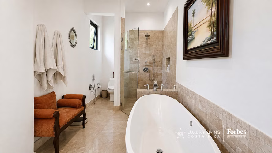 21439 - Casa moderna de un nivel con 4 habitaciones, oficina y jardín - Imagen 18