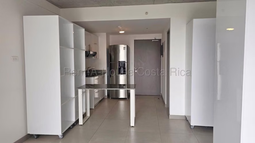 Venta de Apartamento en Torre Ifreses, Curridabat. - Imagen 8