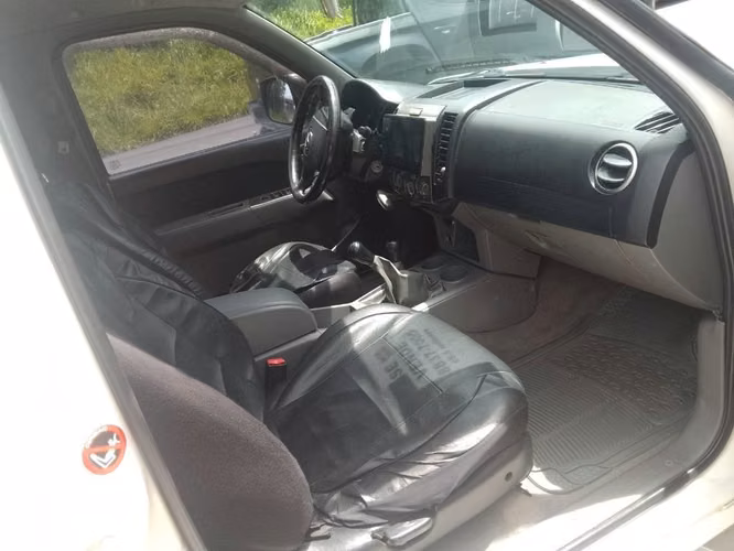 MAZDA BT-50 4X4 MANUAL DIÉSEL