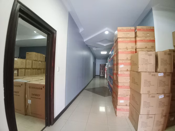 OFICINA EN ESCAZU EN ALQUIILER