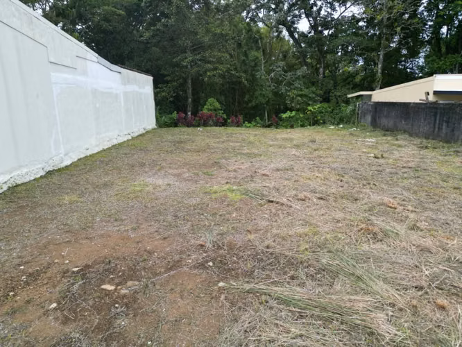 Venta de Terreno Comercial 897 m² en Ciudad Quesada