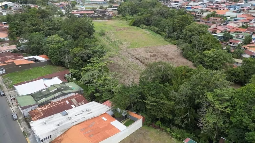 Venta de Terreno Comercial 897 m² en Ciudad Quesada