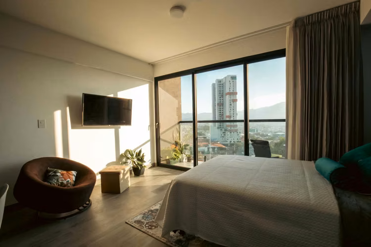 Apartamento amueblado en SER Escalante | 1 habitación | Vista y rooftop · 36 m² - Imagen 3