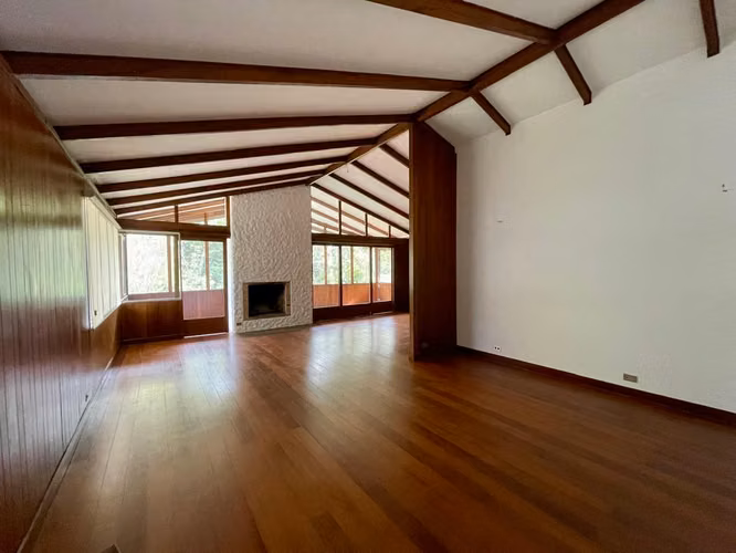 SPACIOUS 280 M² HOUSE FOR RENT IN GRANADILLA DE CURRIDABAT