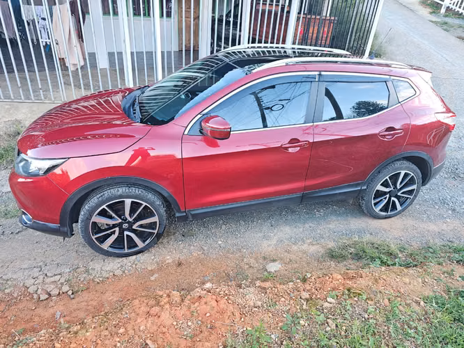 Nissan Qashqai 2017 4x4 AWD – Confort, Seguridad y Versatilidad
