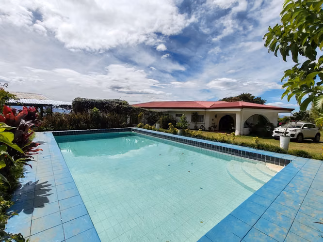 Quinta con casa y piscina en alquiler, Alajuela. Carretera a Carrizal. - Imagen 2