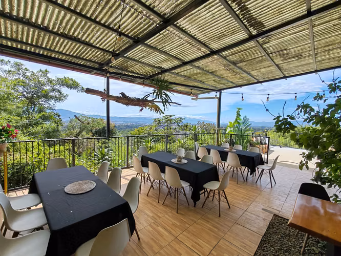 Quinta con casa y piscina en alquiler, Alajuela. Carretera a Carrizal. - Imagen 16