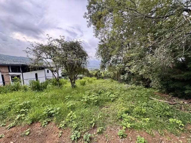 Lote en Venta en San Antonio de Escazú  1,000 m² - Imagen 2