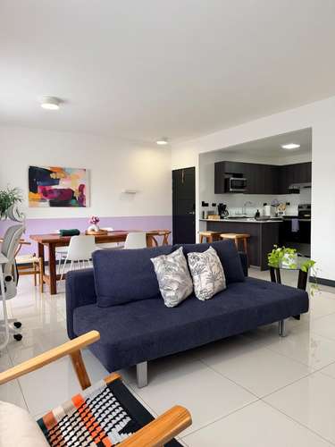 Apartamento amueblado con amenidades premium en Belén, cerca de Lindora