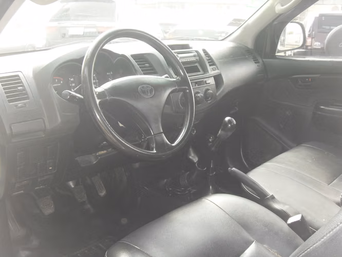Toyota Hilux Cabina Sencilla 4x4