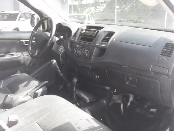 Toyota Hilux Cabina Sencilla 4x4