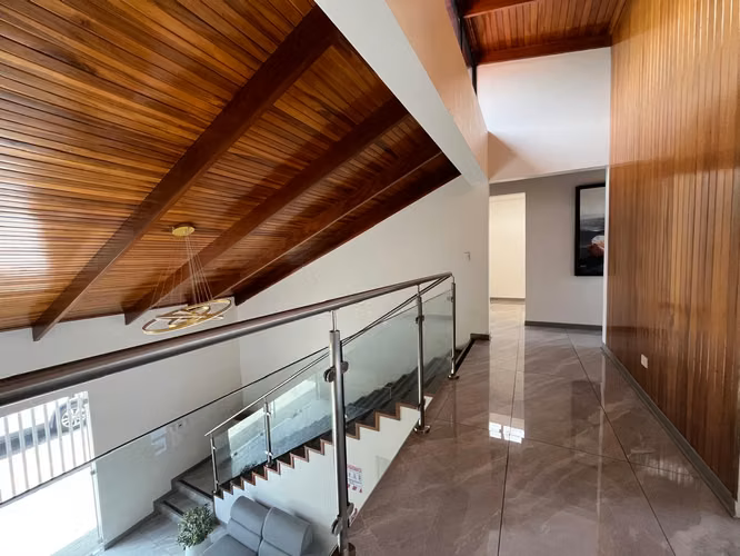 Venta Local Comercial frente a calle principal - Taras