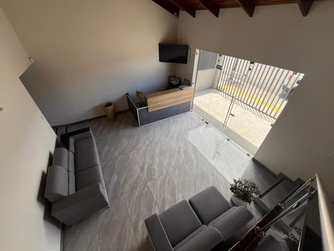 Venta Local Comercial frente a calle principal - Taras
