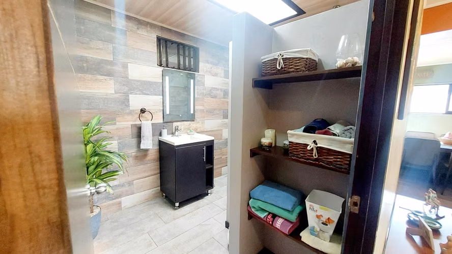 Venta de casa con 5 habitaciones en Santa Ana Centro - Imagen 10