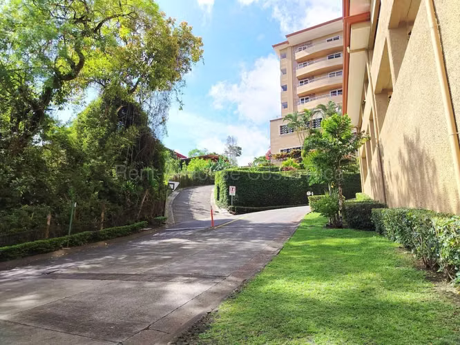 Venta de apartamento en San Rafael Escazú