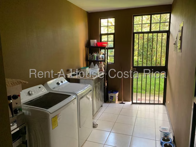 Venta de Casa en San Isidro de Coronado