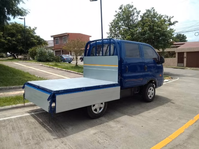 KIA BONGO 4x4 año 2013