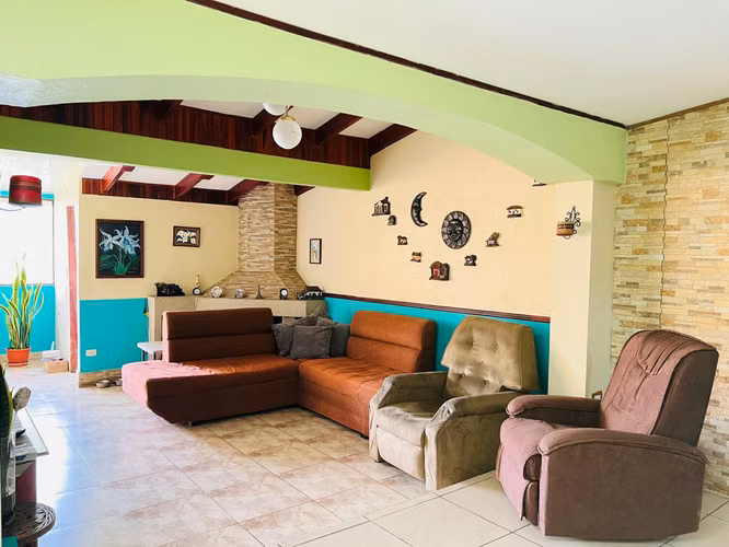 Venta de casa con apartamento independiente en San Isidro de Heredia - Imagen 13