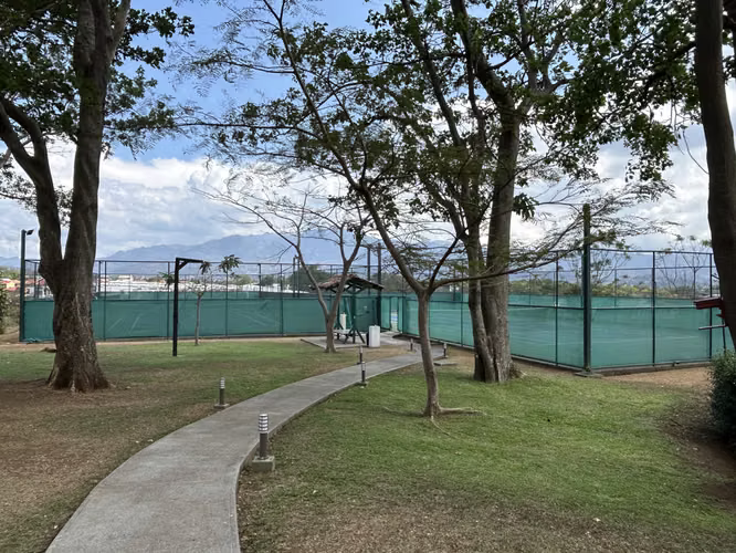 VENDO CASA CONDOMINIO FRANCOSTA