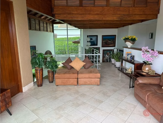 VENTA CASA EN CONDOMINIO CERRO ALTO - ESCAZÚ