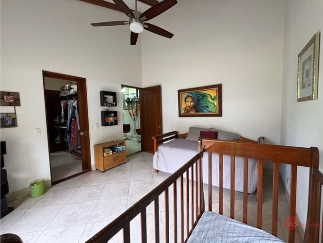 VENTA CASA EN CONDOMINIO CERRO ALTO - ESCAZÚ