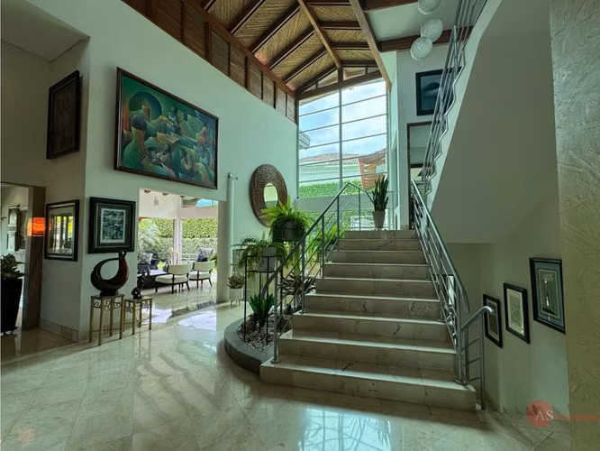 VENTA CASA EN CONDOMINIO CERRO ALTO - ESCAZÚ