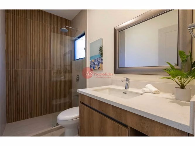 Casa Nueva de 1 Planta en La Guácima | 3 Hab | Patio | Condominio