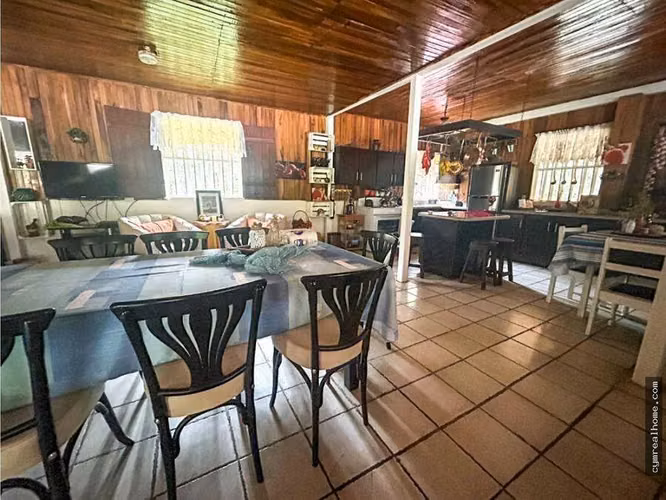 Quinta en Venta Turrubares San Jose