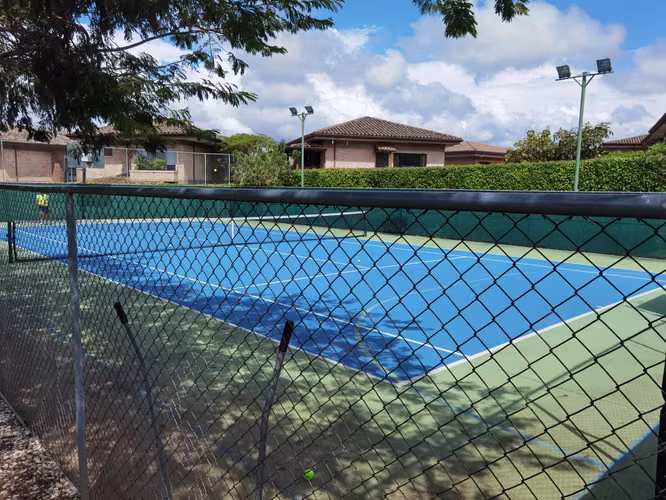 Puerta de Hierro, hermosa-fina-amplia 345m2, 4 hab, 3 baños, 2 terrazas-patio-sauna, 4 parqueos. - Imagen 20