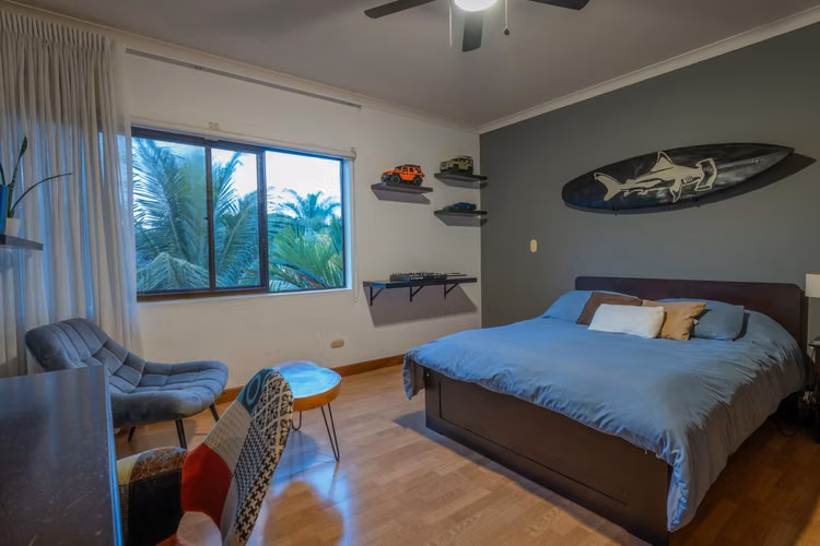 Puerta de Hierro, hermosa-fina-amplia 345m2, 4 hab, 3 baños, 2 terrazas-patio-sauna, 4 parqueos. - Imagen 14