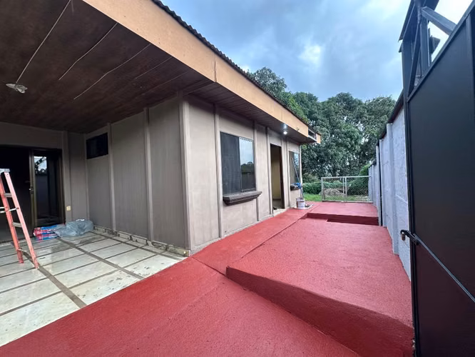 Casa con Piscina en Venta – Los Ángeles de Atenas - Imagen 4