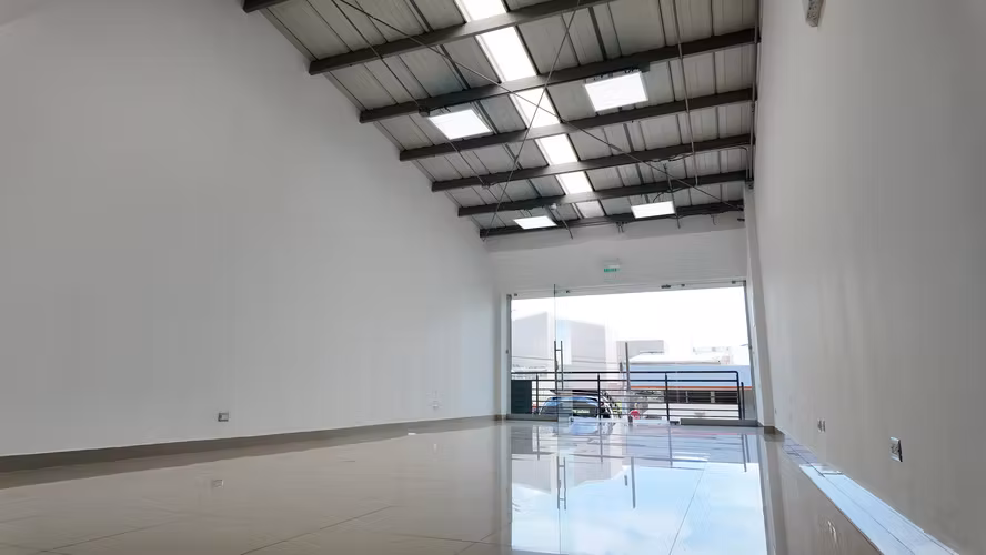 IPB Plaza Comercial San Ramon local # 7