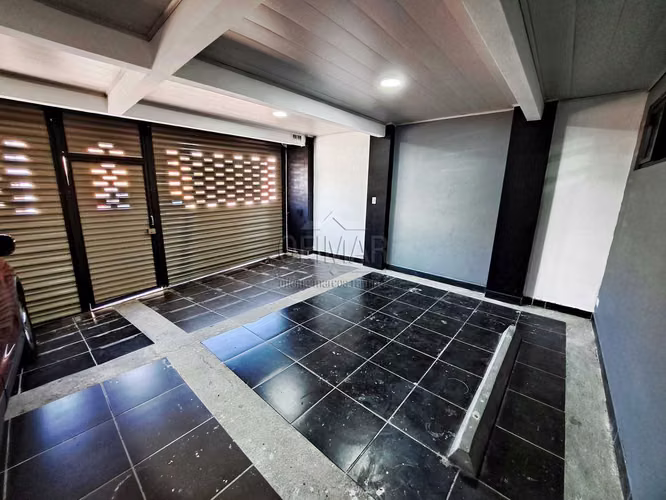 Edificio en venta en Moravia, 5 unidades, cerca de plaza lincoln, rentabilidad, SVE-39 - Imagen 2