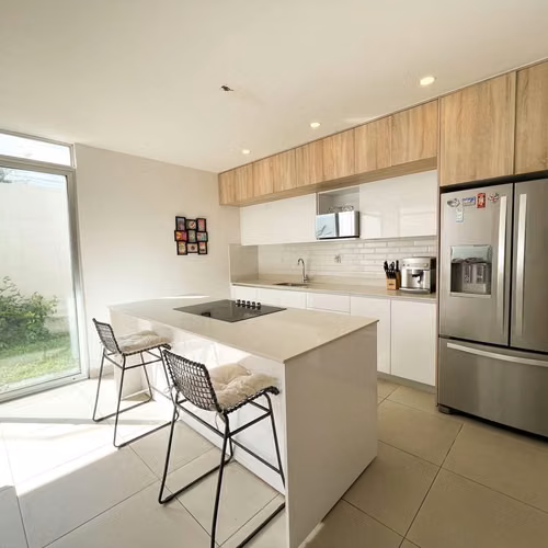 Venta de Casa en Condominio en Río Oro, Santa Ana con Jardín y Excelentes Amenidades - Imagen 2
