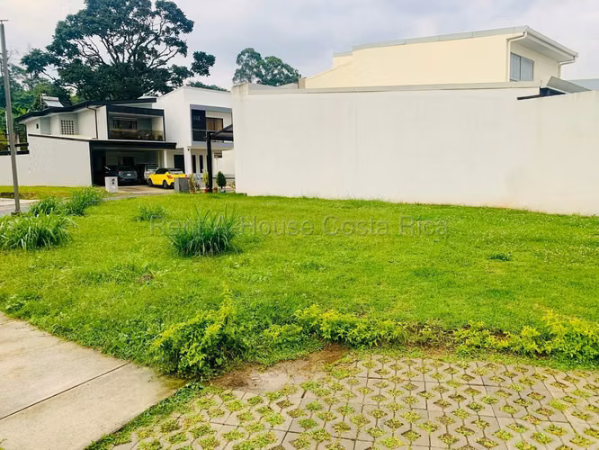 Venta de lote de 174 m2 en Condominio La Floresta Concepción la Unión - Imagen 6