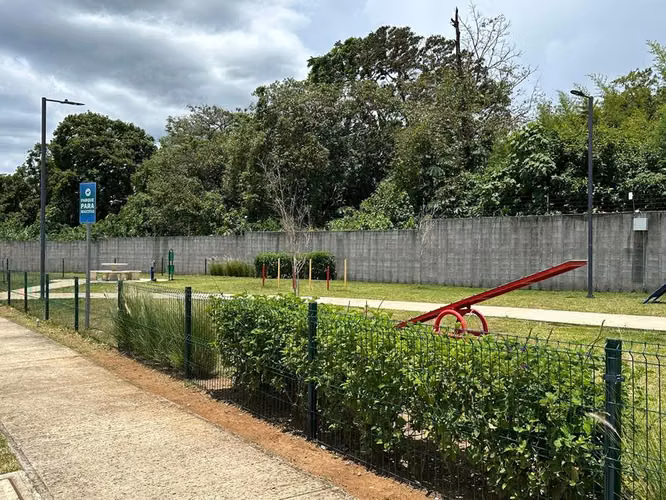 VENTA DE HERMOSO LOTE DE 208 M2 EN MODERNO CONDOMINIO FULL AMENIDADES, CURRIDABAT MP 26-441 - Imagen 14