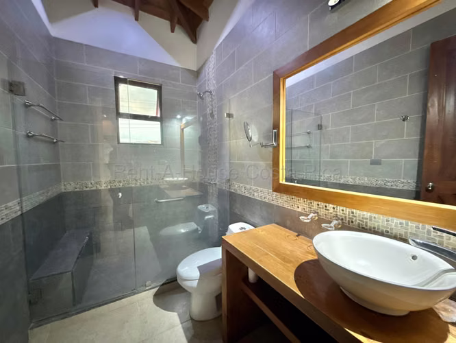 Casa Exclusiva en Venta en Francosta, Heredia | 5 Hab • Estilo Colonial de Lujo H.A.26-1652 - Imagen 15