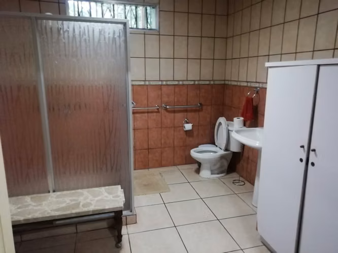 CASA CON AMPLIO TERRENO EN JIMENEZ, POCOCI, LIMON