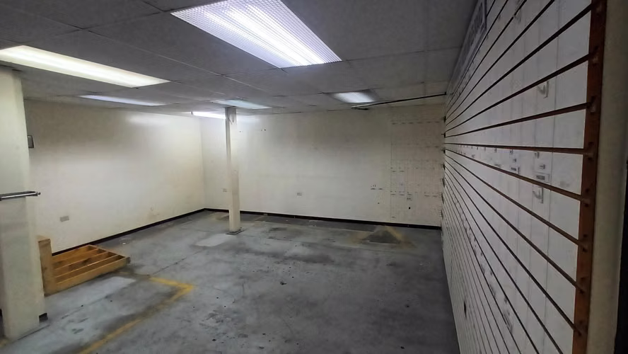 Venta de Bodega Nave Industrial  con 3446 m2 en Guadalupe Cartago