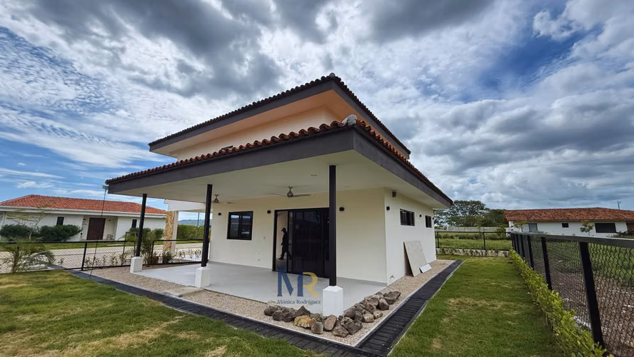 Casa Nueva en Condominio en Alquiler - Imagen 5
