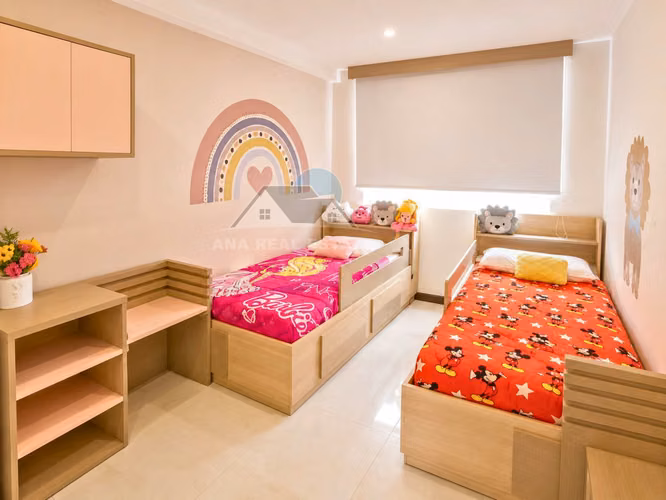 Residencia de lujo con piscina privada en exclusivo condominio de Santa Ana - Imagen 17
