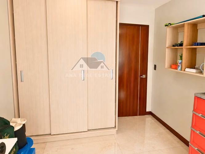 Residencia de lujo con piscina privada en exclusivo condominio de Santa Ana - Imagen 14